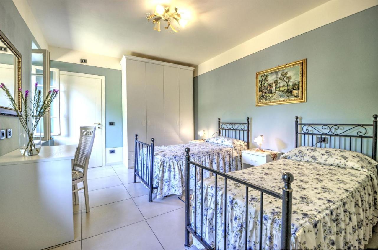 Lucca Cycling Holidays Il Tiglio Rooms SantʼAndrea di Compito Dış mekan fotoğraf